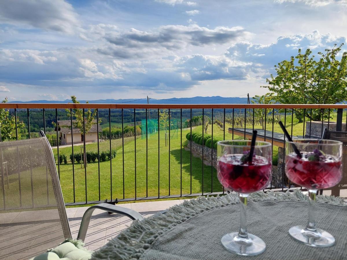 Vineyard Cottage Lan Na Hribu Semic Luaran gambar
