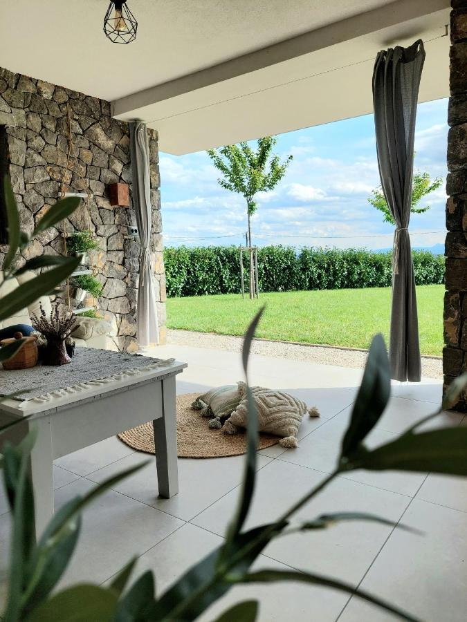 Vineyard Cottage Lan Na Hribu Semic Luaran gambar